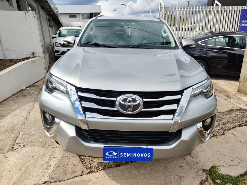 toyota hilux sw4 4.0 srx 4x4 7 lugares v6 24v gasolina 4p automatico 20161