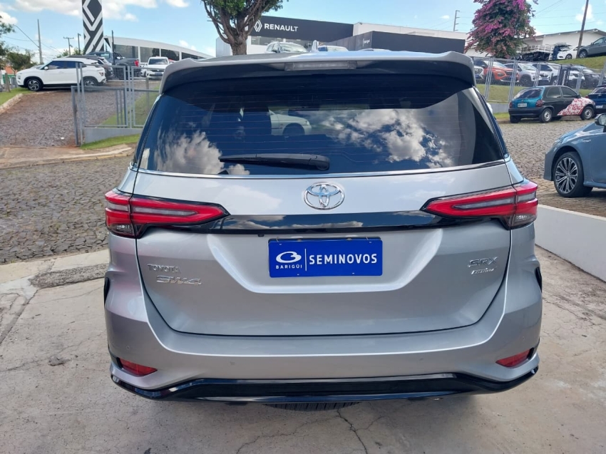 toyota hilux sw4 2.8 d-4d turbo diesel srx platinum 7l 4x4 automatico 4p 20246