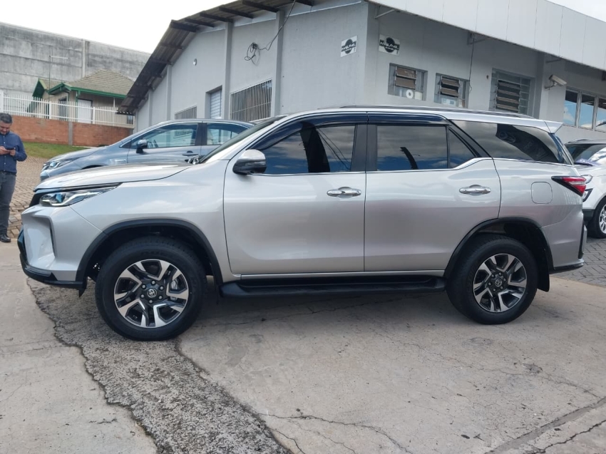 toyota hilux sw4 2.8 d-4d turbo diesel srx platinum 7l 4x4 automatico 4p 20244