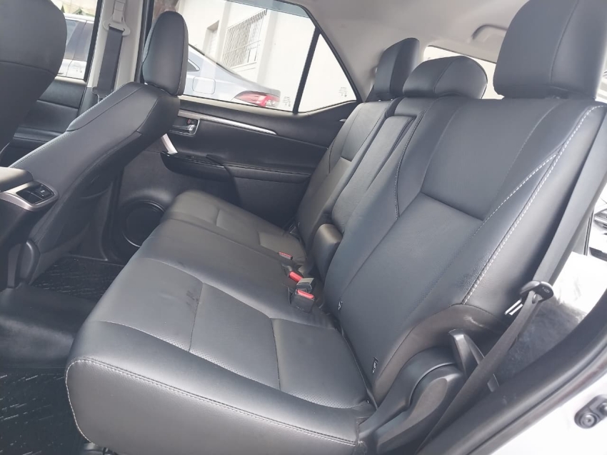 toyota hilux sw4 2.8 d-4d turbo diesel srx platinum 7l 4x4 automatico 4p 20249