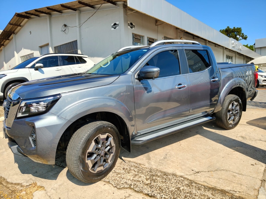 nissan frontier 2.3 16v turbo diesel platinum cd 4x4 automatico 4p 20252