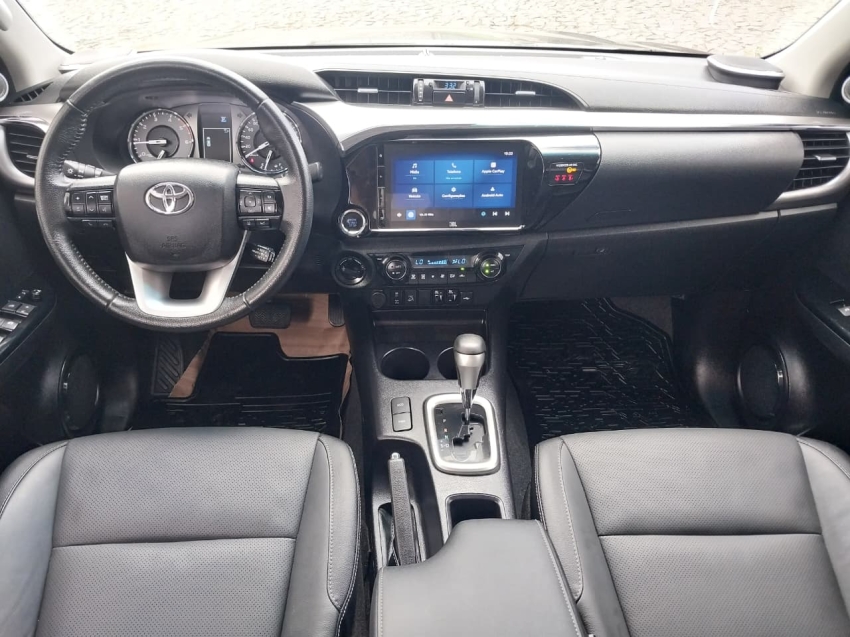 toyota hilux 2.8 d-4d turbo diesel cd srx plus 4x4 automatico 4p 202414