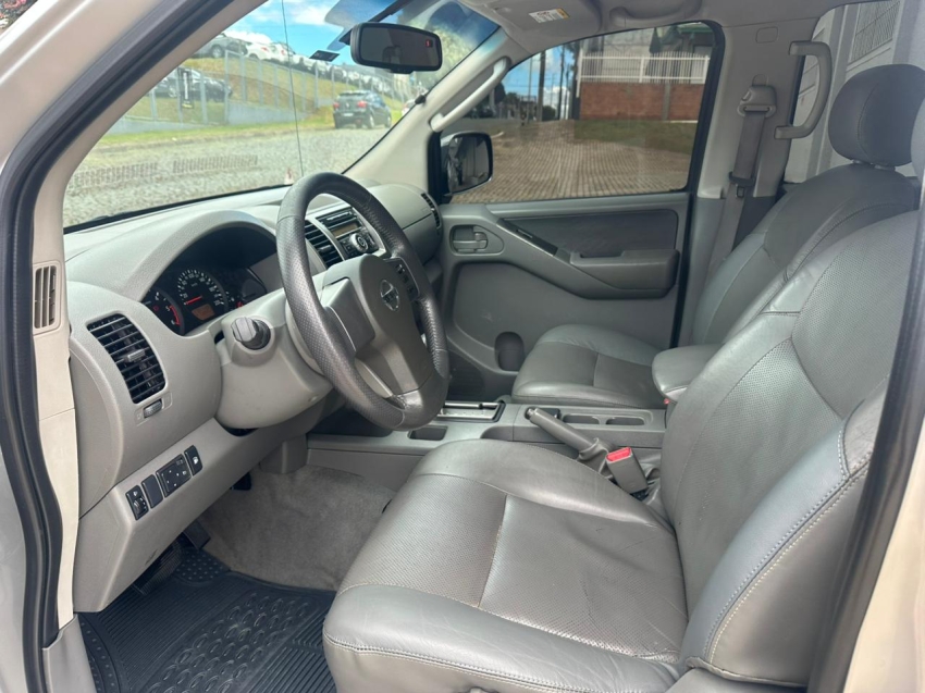 nissan frontier 2.5 le 4x4 cd turbo eletronic diesel 4p automatico 201011