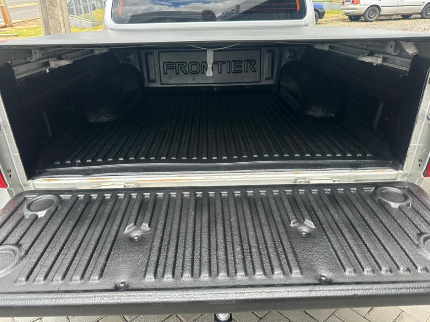 nissan frontier 2.5 le 4x4 cd turbo eletronic diesel 4p automatico 20109