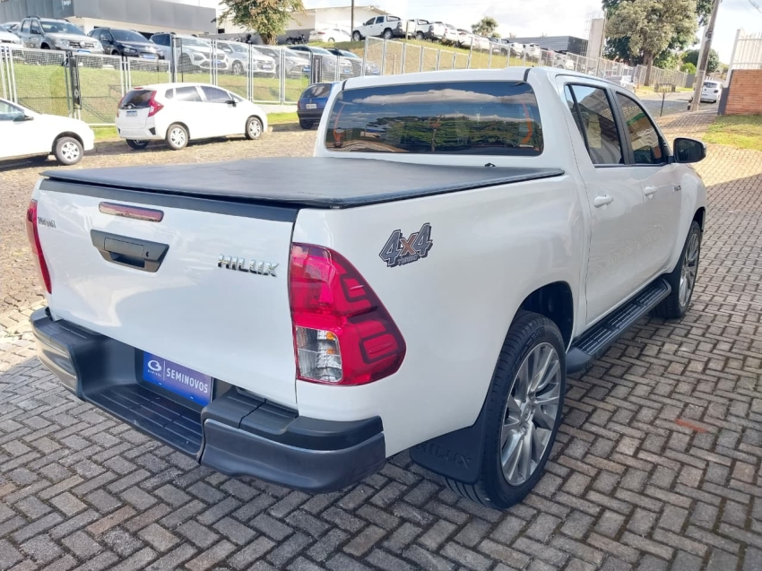 toyota hilux 2.8 d-4d turbo diesel cd power pack 4x4 manual 4p 20247