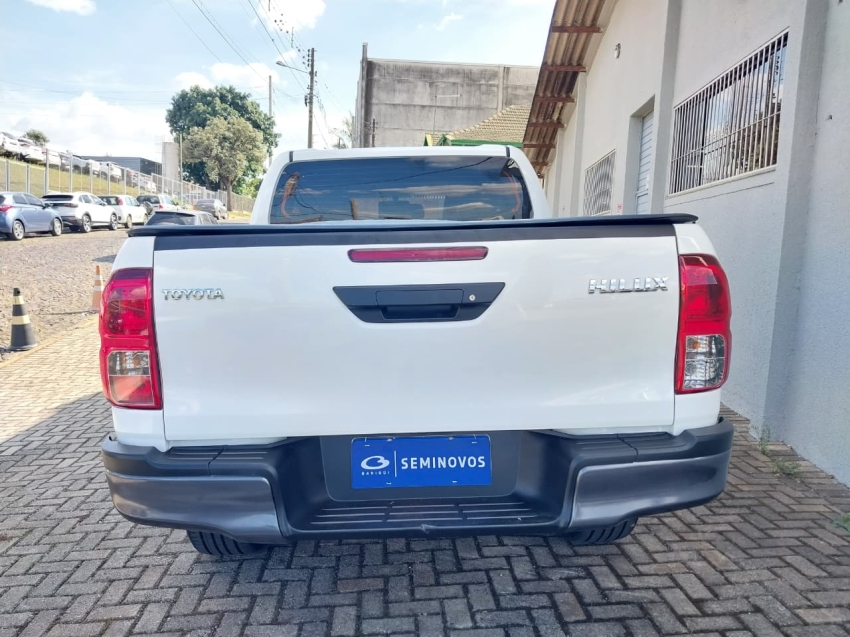 toyota hilux 2.8 d-4d turbo diesel cd power pack 4x4 manual 4p 20246