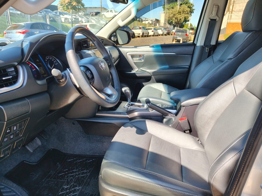 toyota hilux sw4 2.8 d-4d turbo diesel srx platinum 7l 4x4 automatico 4p 20249