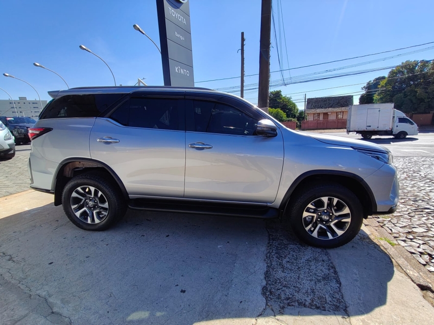 toyota hilux sw4 2.8 d-4d turbo diesel srx platinum 7l 4x4 automatico 4p 20242