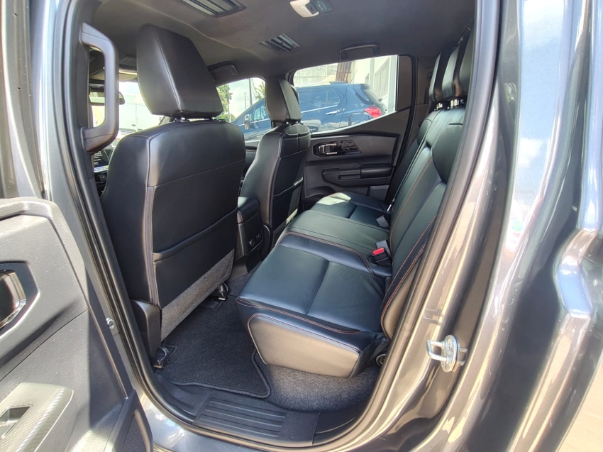 mitsubishi triton 2.4 biturbo diesel cd katana sr80 4x4 automatico 4p 202615