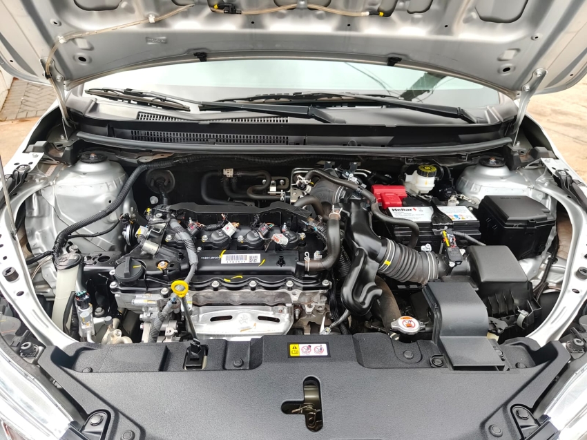 toyota yaris 1.5 16v flex xl multidrive 4p automatico 202515