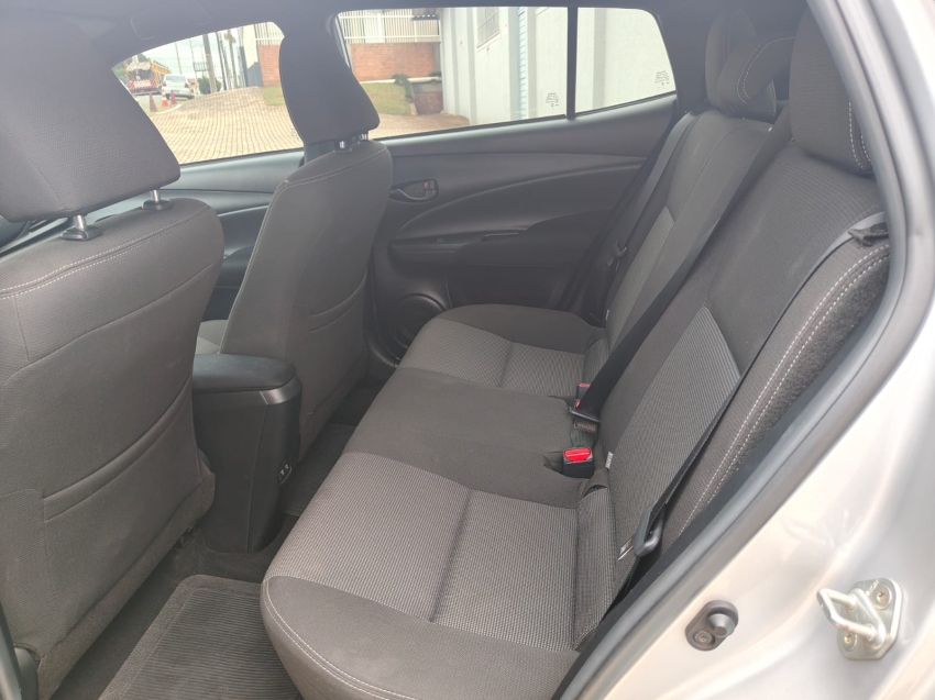 toyota yaris 1.5 16v flex xl multidrive 4p automatico 202511