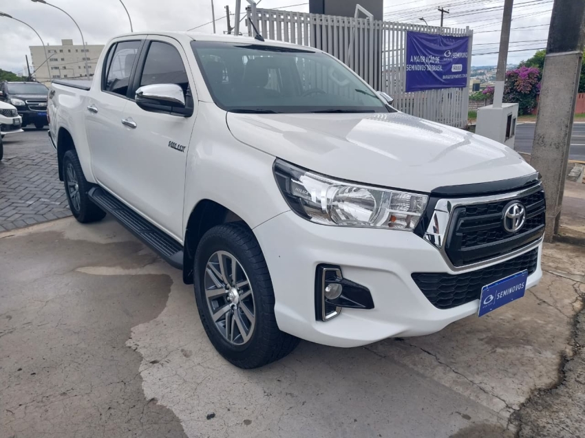 toyota hilux 2.8 srv 4x4 cd 16v diesel 4p automatico 2020