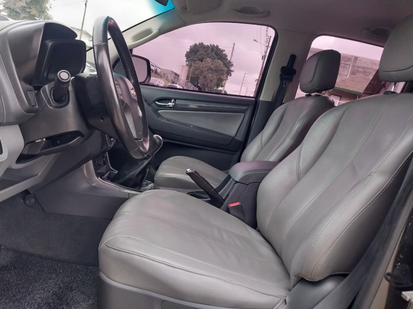 chevrolet s10 2.4 ltz 4x2 cd 8v flex 4p manual 201411