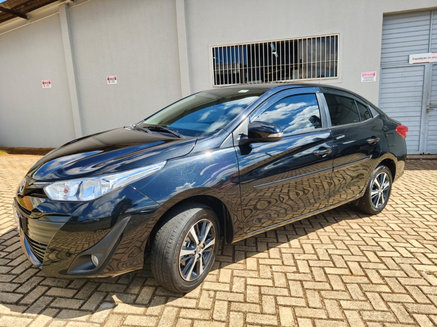 toyota yaris 1.5 16v flex sedan xs connect multidrive 4p automatico 20212