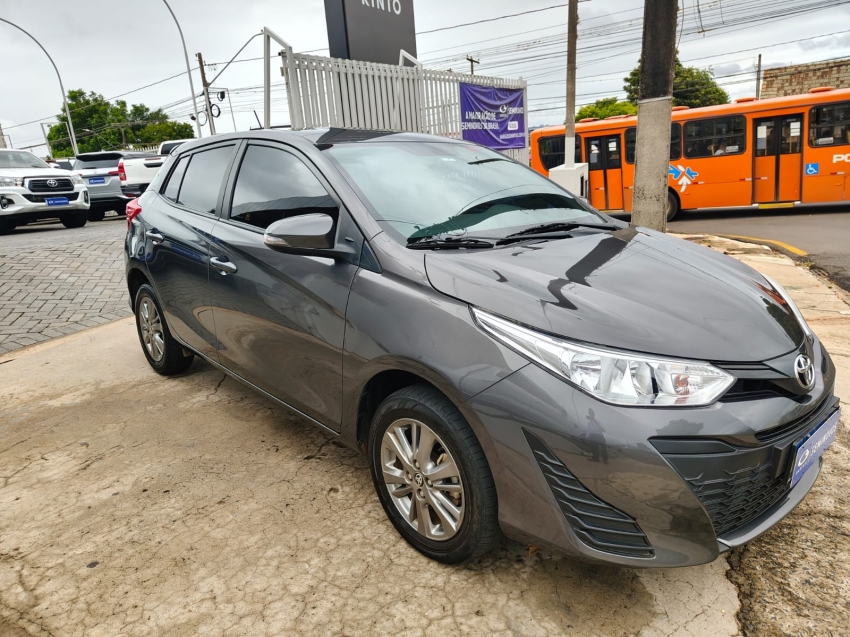 toyota yaris 1.5 16v flex xl plus connect multidrive 4p automatico 2022