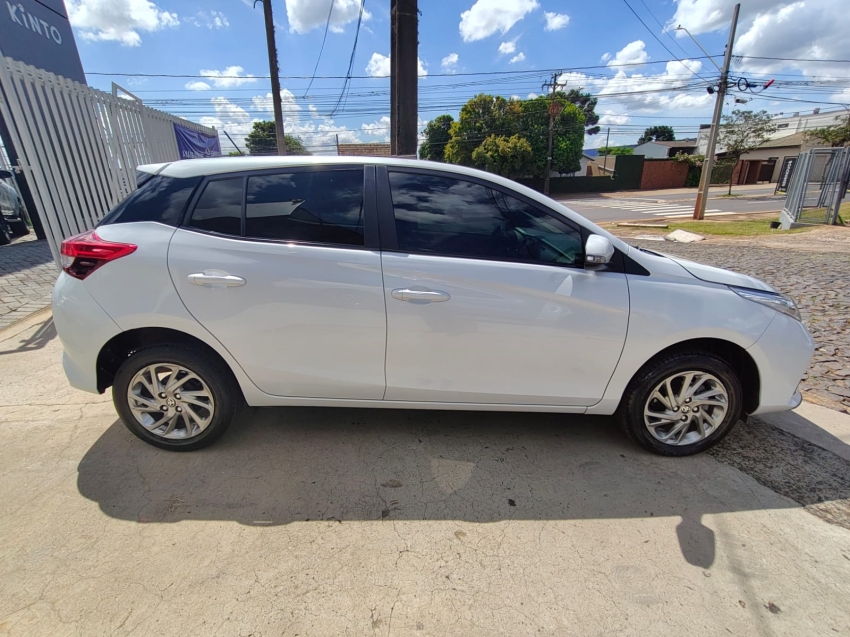 toyota yaris 1.5 16v flex xs connect multidrive 1.4 4p automatico 20233