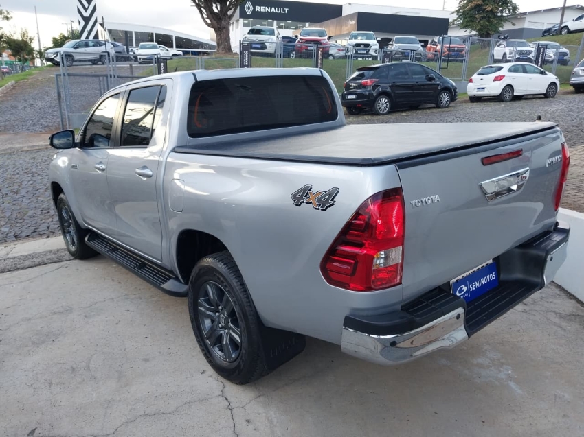 toyota hilux 2.8 d-4d turbo diesel cd sr 4x4 automatico 4p 20254