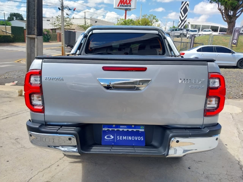 toyota hilux 2.8 d-4d turbo diesel cd srx 4x4 automatico 4p 20236