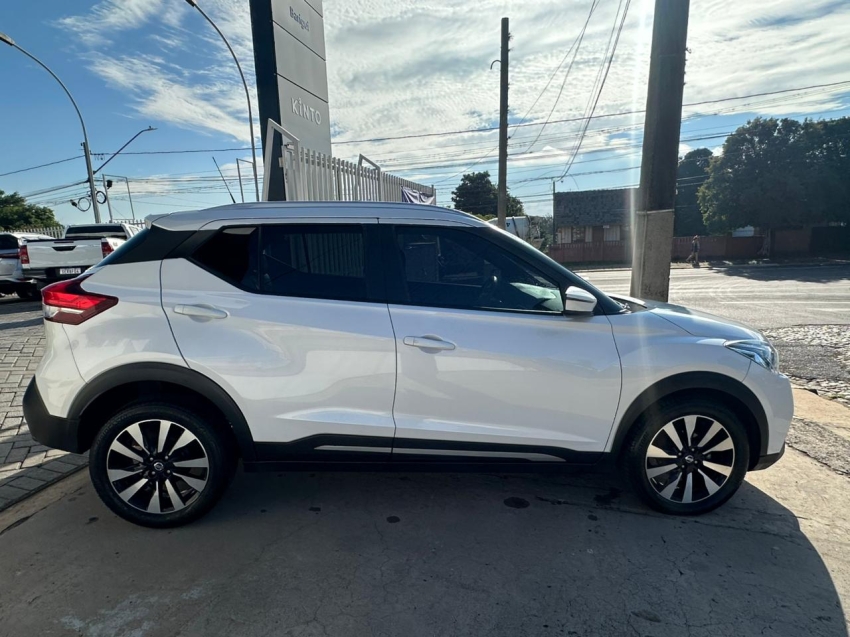 nissan kicks 1.6 16v flexstart sl 4p xtronic flex automatico 20204