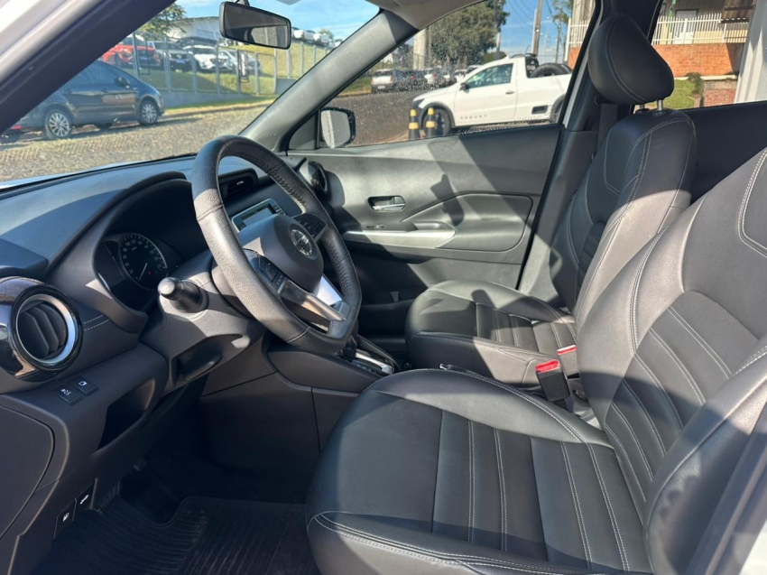 nissan kicks 1.6 16v flexstart sl 4p xtronic flex automatico 202011