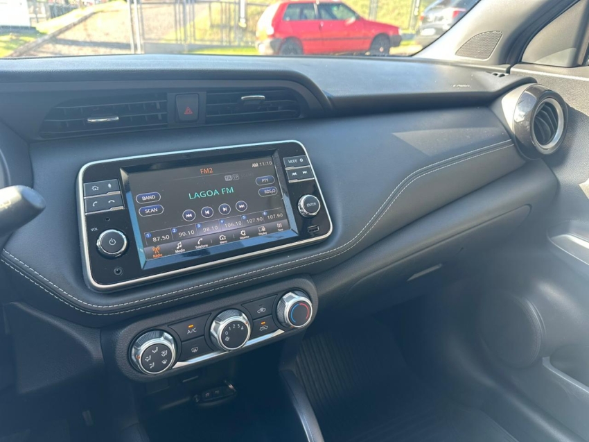 nissan kicks 1.6 16v flexstart sl 4p xtronic flex automatico 202010