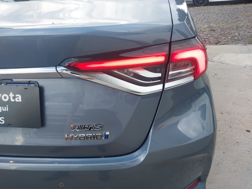 toyota corolla 1.8 vvt-i hybrid flex altis cvt 4p automatico 202317