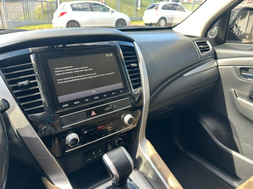 mitsubishi pajero sport 2.4 16v mivec turbo diesel hpe awd automatico 4p 202011