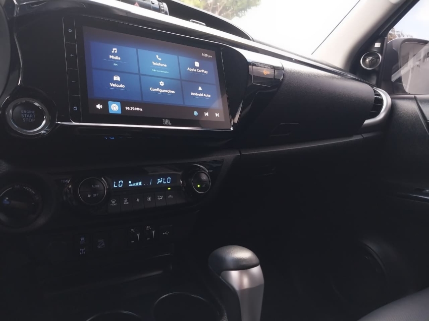 toyota hilux 2.8 d-4d turbo diesel cd srx plus 4x4 automatico 4p 202418