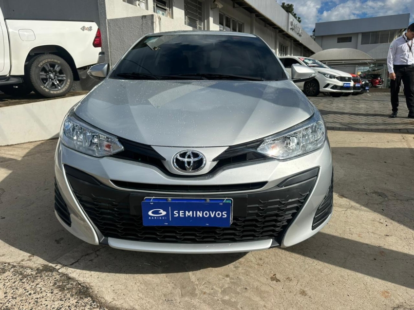 toyota yaris 1.5 16v flex xl plus connect multidrive 4p automatico 20201