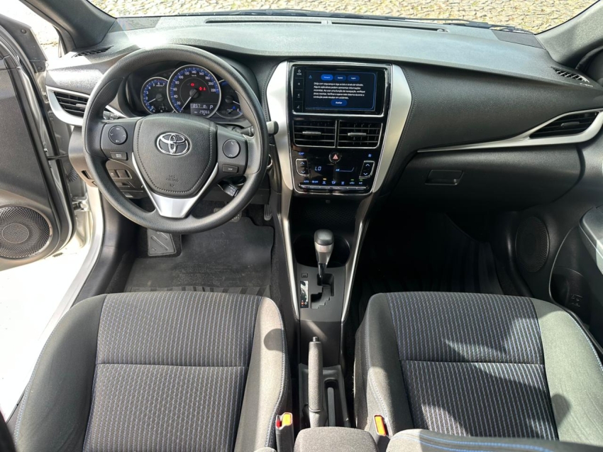 toyota yaris 1.5 16v flex xl plus connect multidrive 4p automatico 20208