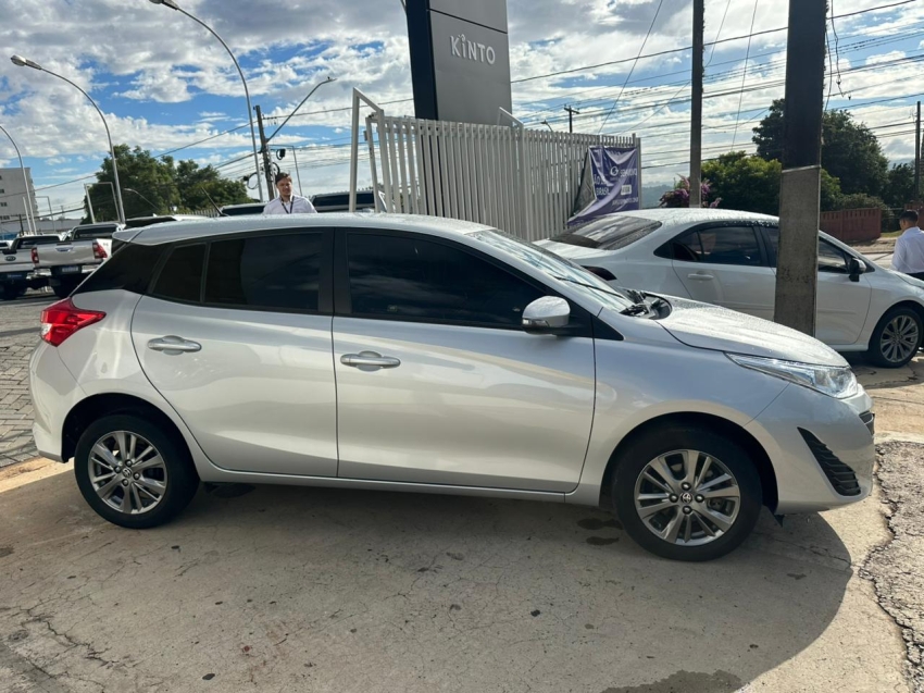 toyota yaris 1.5 16v flex xl plus connect multidrive 4p automatico 20206