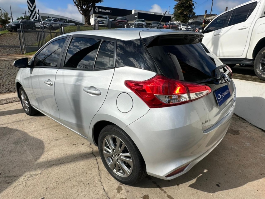 toyota yaris 1.5 16v flex xl plus connect multidrive 4p automatico 20203