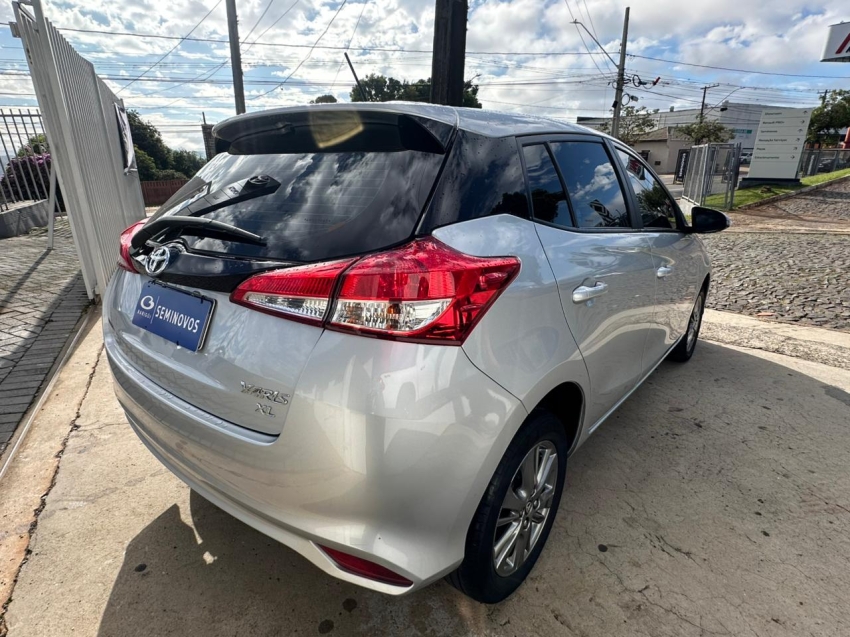 toyota yaris 1.5 16v flex xl plus connect multidrive 4p automatico 20205