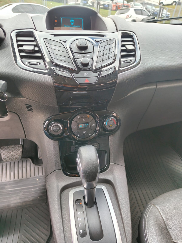 ford fiesta 1.6 se hatch 16v flex 4p powershift semiautomatico 201511