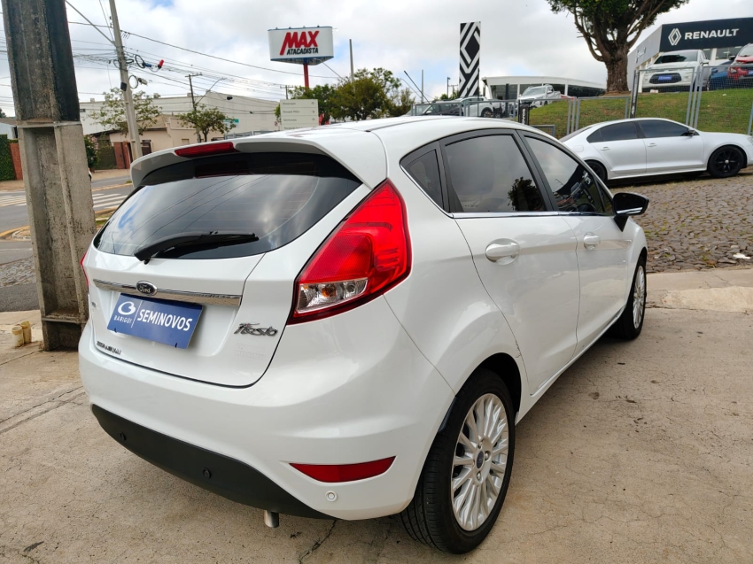 ford fiesta 1.6 se hatch 16v flex 4p powershift semiautomatico 20155