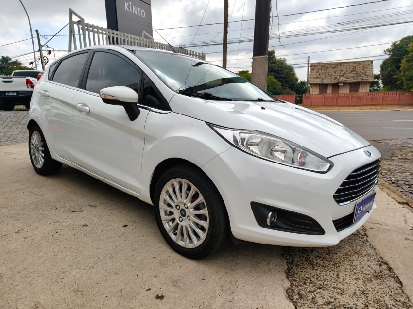 ford fiesta 1.6 se hatch 16v flex 4p powershift semiautomatico 2015