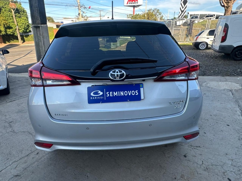 toyota yaris 1.5 16v flex xs multidrive 4p automatico 20245