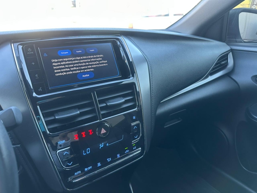 toyota yaris 1.5 16v flex xs multidrive 4p automatico 202414