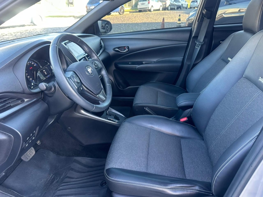 toyota yaris 1.5 16v flex xs multidrive 4p automatico 202412