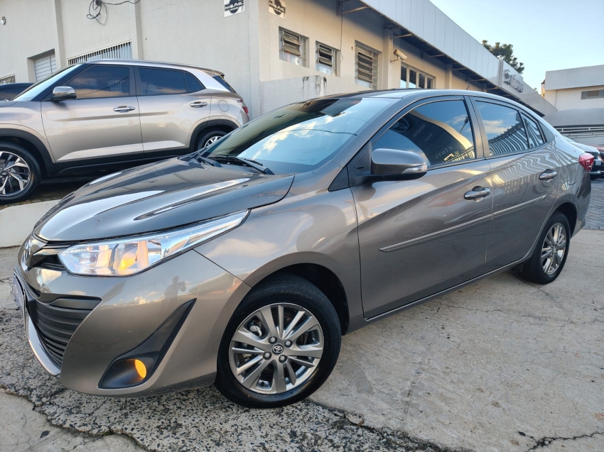 toyota yaris 1.5 16v flex sedan xl plus connect multidrive 4p automatico 20202