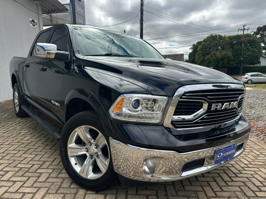 ram classic 5.7 v8 gasolina laramie cd 4x4 automatico 4p 2022