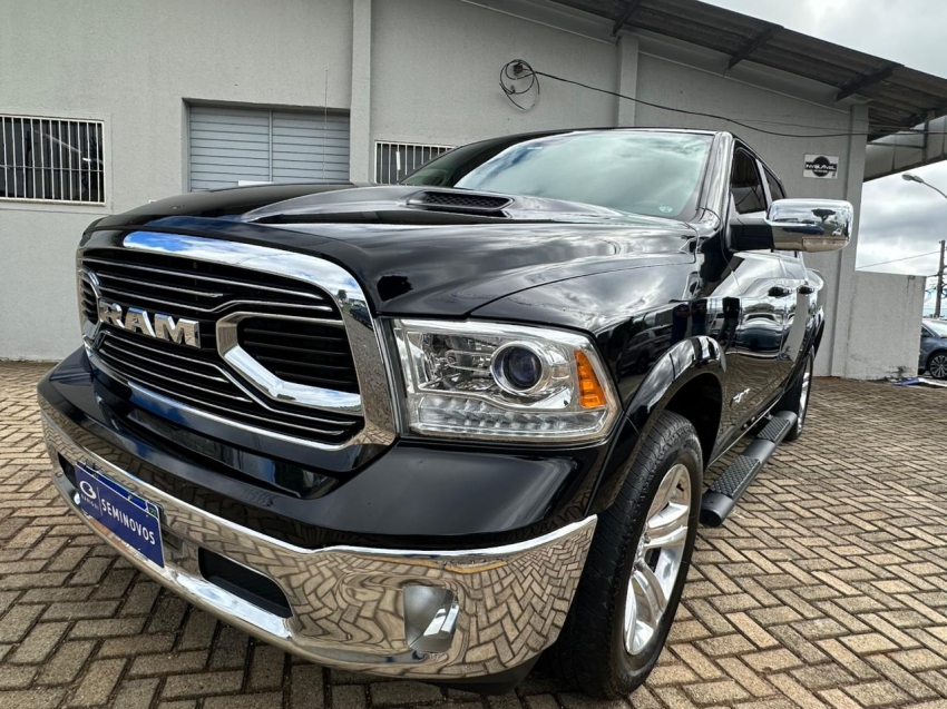 ram classic 5.7 v8 gasolina laramie cd 4x4 automatico 4p 20222
