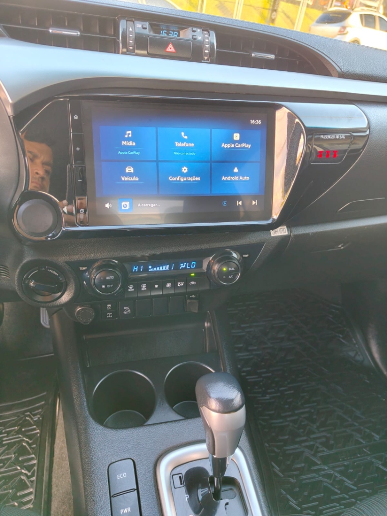 toyota hilux 2.8 d-4d turbo diesel cd sr 4x4 automatico 4p 202411