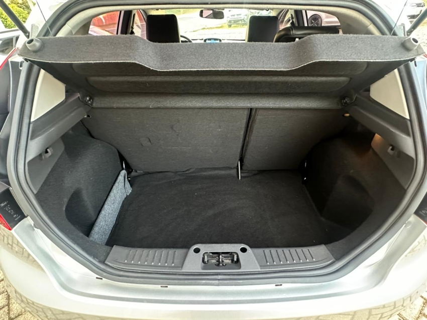 ford fiesta 1.6 ti-vct flex titanium powershift 4p semiautomatico 20188