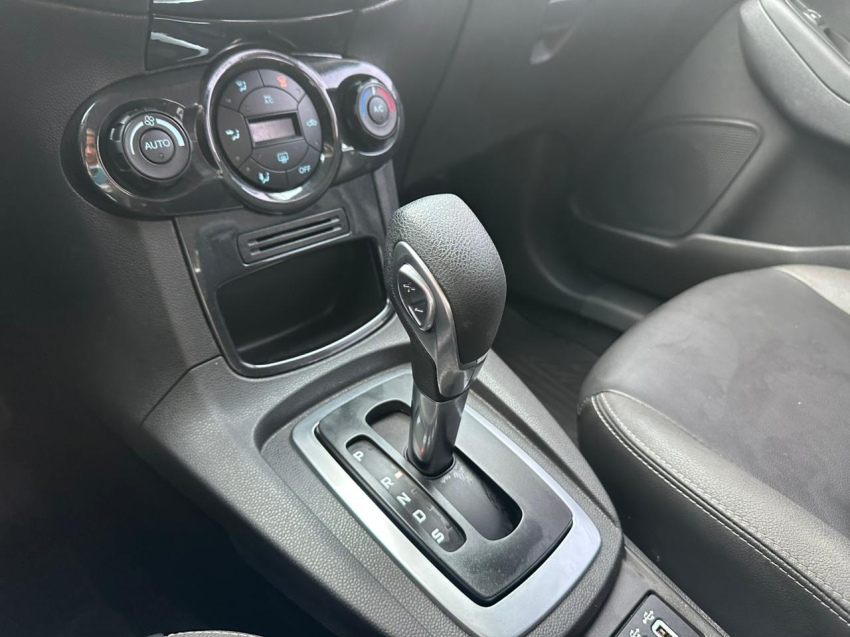 ford fiesta 1.6 ti-vct flex titanium powershift 4p semiautomatico 201812