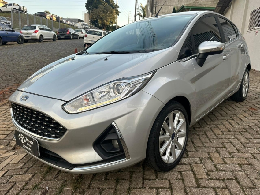 ford fiesta 1.6 ti-vct flex titanium powershift 4p semiautomatico 20182
