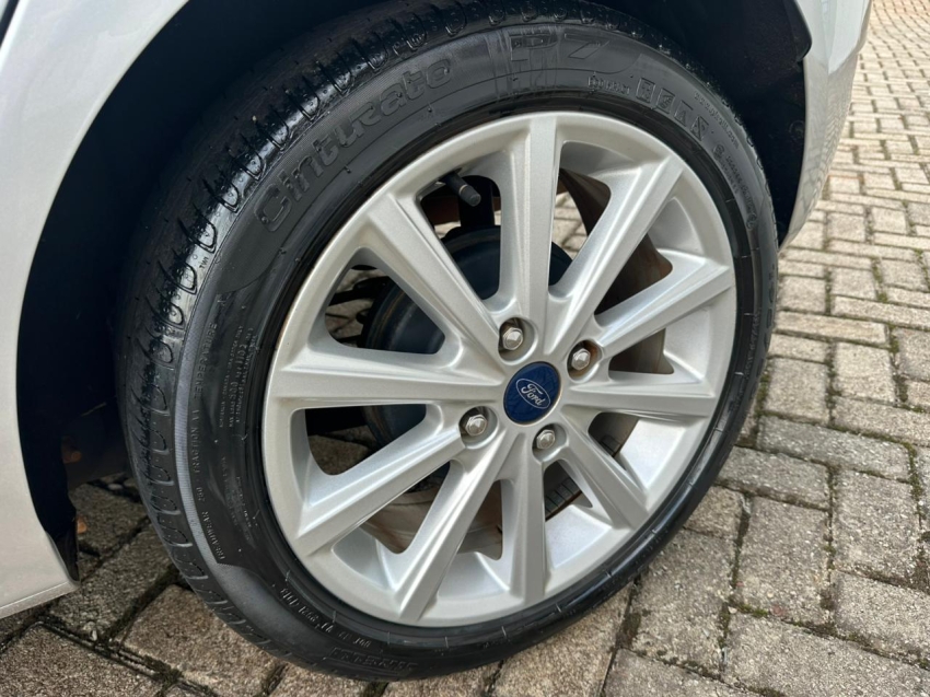 ford fiesta 1.6 ti-vct flex titanium powershift 4p semiautomatico 20187
