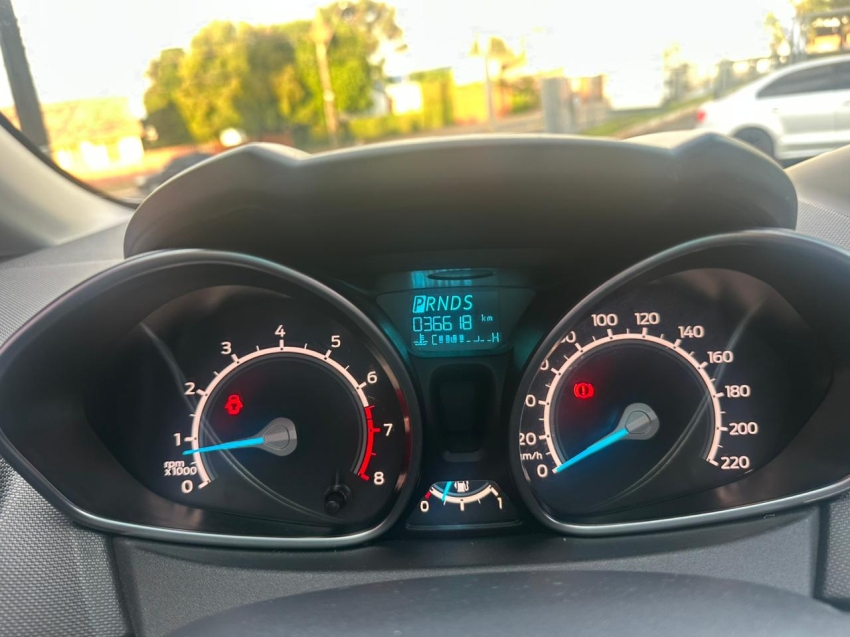 ford fiesta 1.6 ti-vct flex titanium powershift 4p semiautomatico 20189