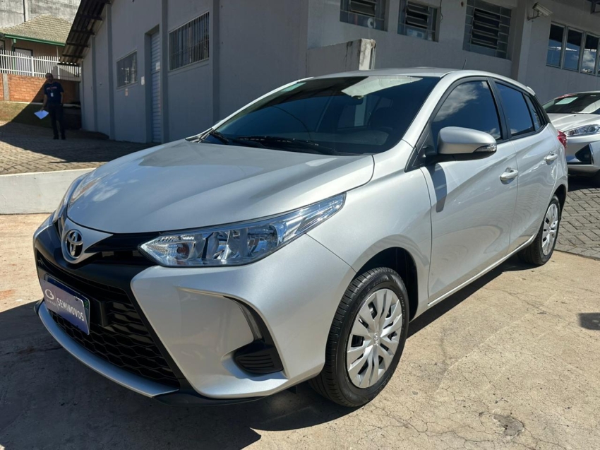 toyota yaris 1.5 16v flex xl multidrive 4p automatico 20252