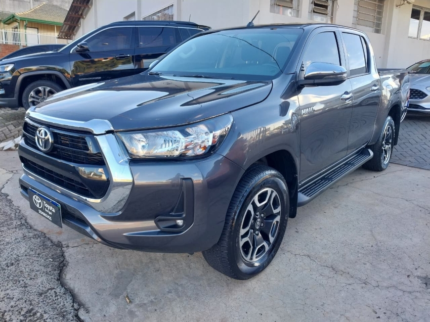 toyota hilux 2.8 d-4d turbo diesel cd srv 4x4 automatico 4p 20242